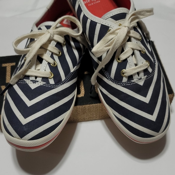 KATE SPADE KEDS CANVAS SNEAKER PREPPY COASTAL STRIPES BLUE CREAM TENNIS SHOES 7 - Picture 9 of 16